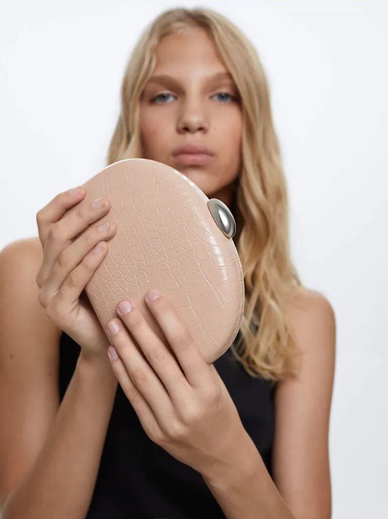 The Cereal clutch bag by Parfois is perfect for special occasions